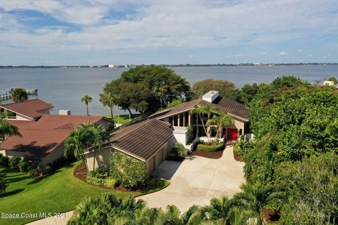 Photo of 242 River Walk Drive