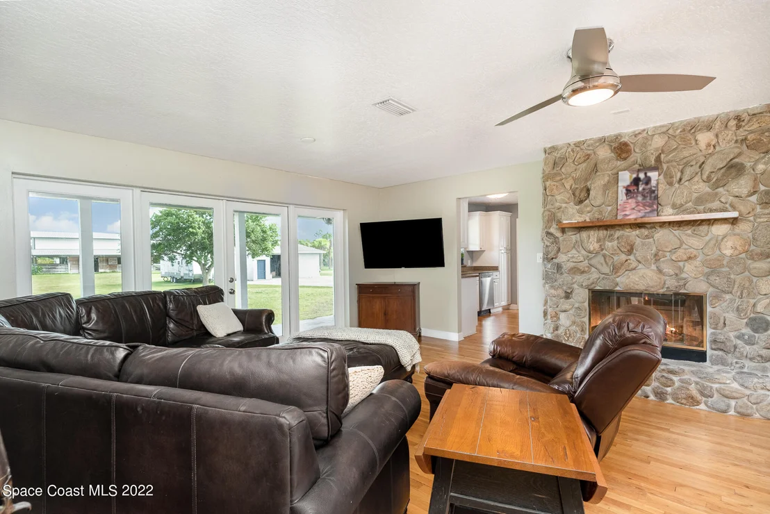 Photo of 1780 Benjamin Road
