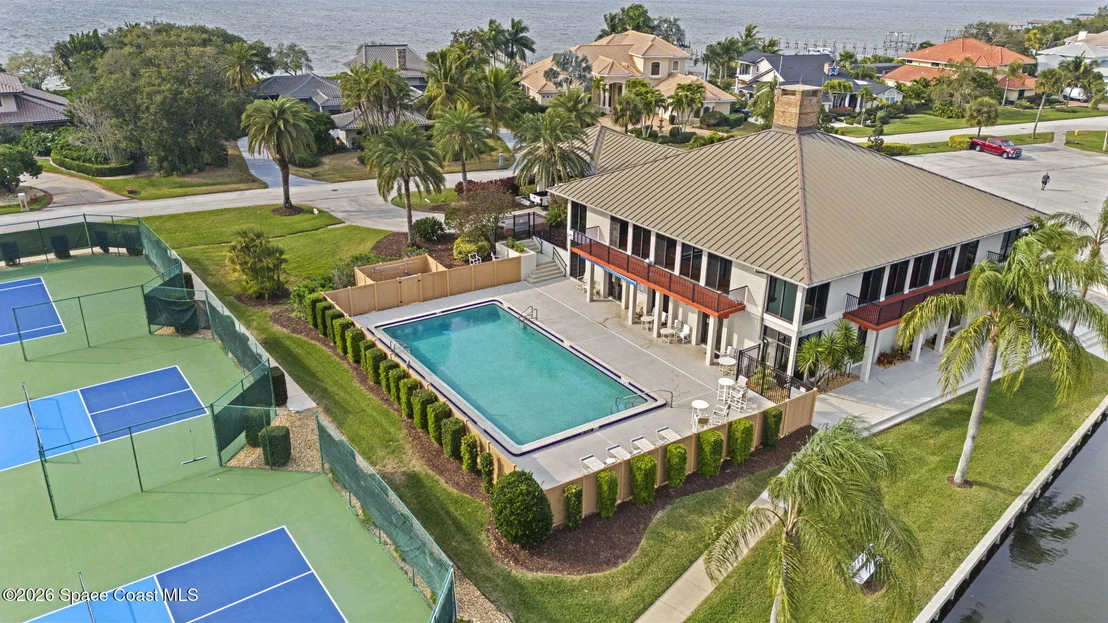 Photo of 347 Lanternback Island Drive