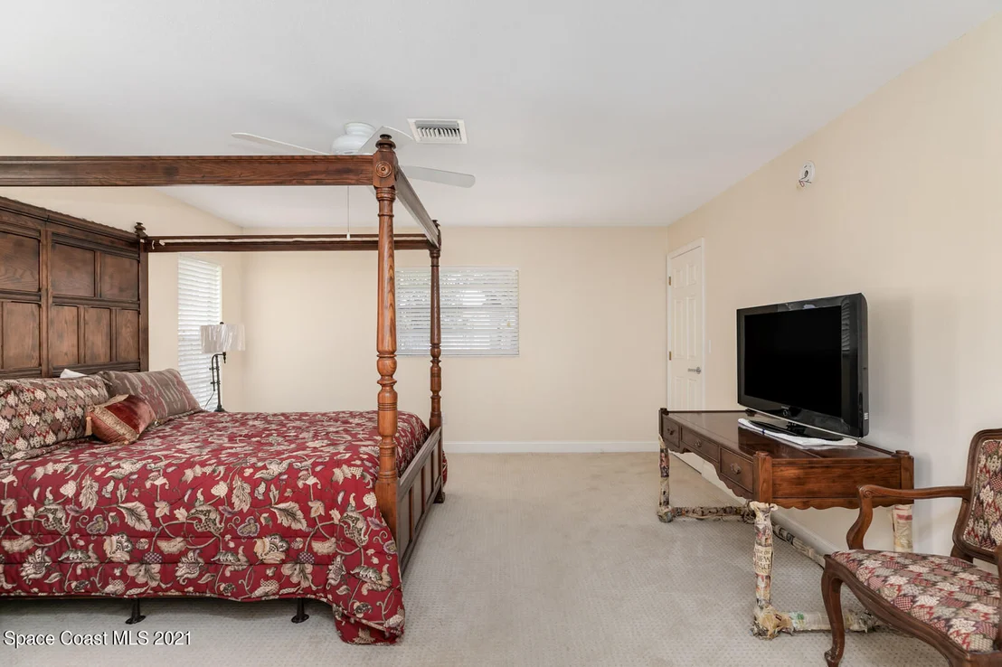 Photo of 114 Eleventh Avenue