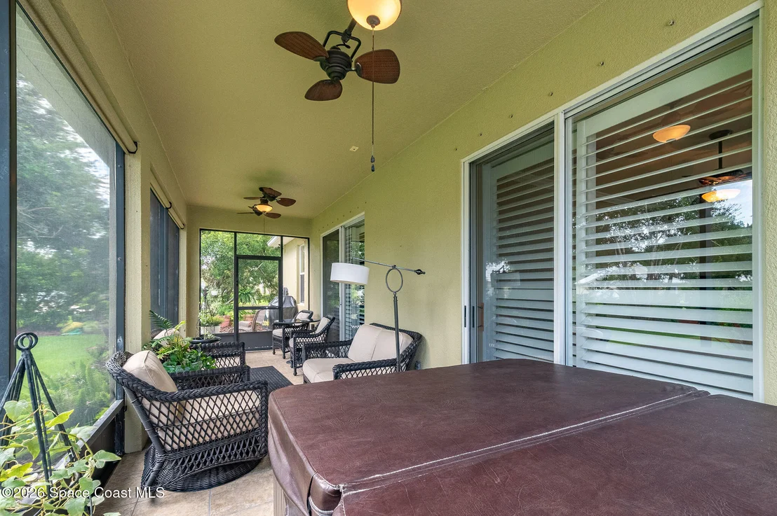Photo of 522 Waterside Circle