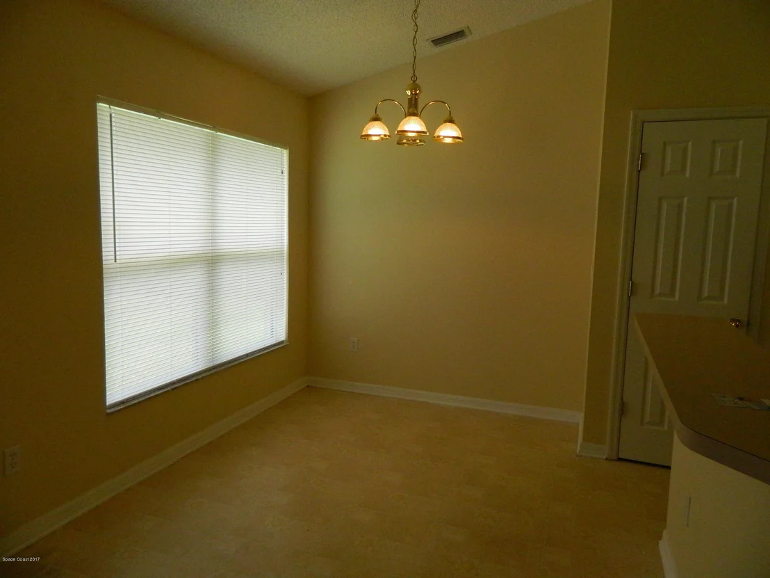 Photo of 3256 Reef Road SE