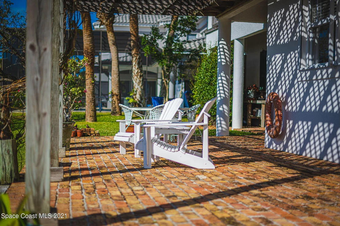 Photo of 176 Bayshore Drive