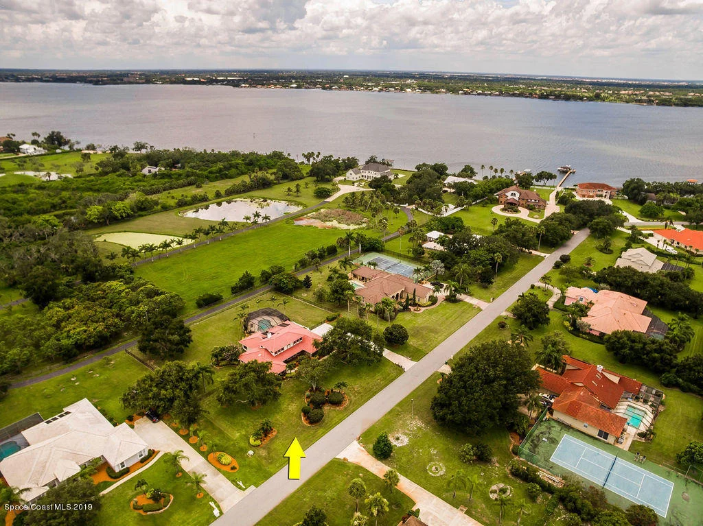 Photo of 280 Utopia Circle