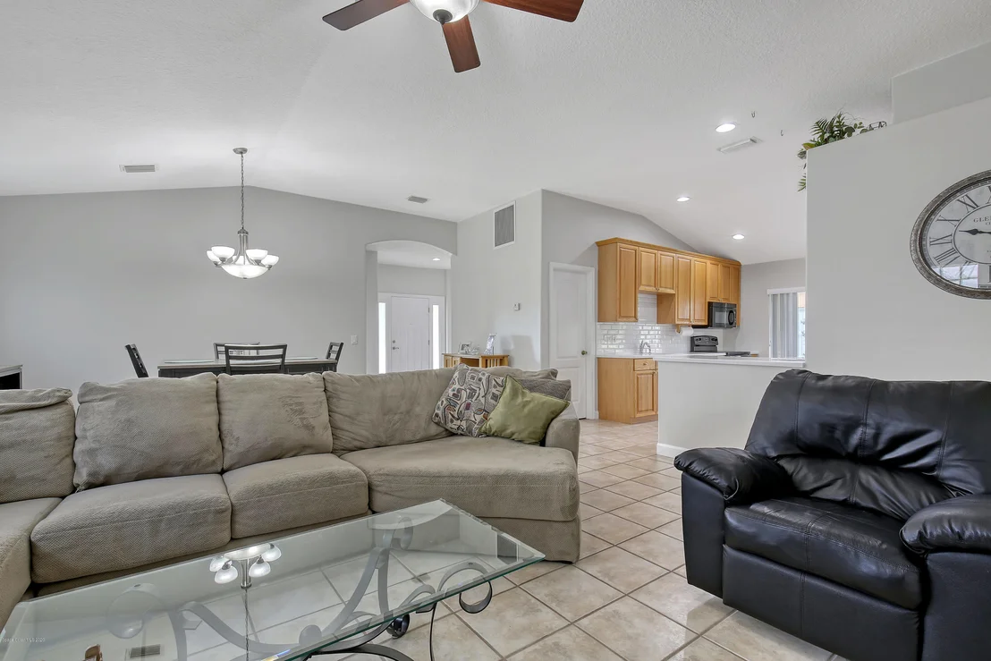 Photo of 404 Lofts Drive
