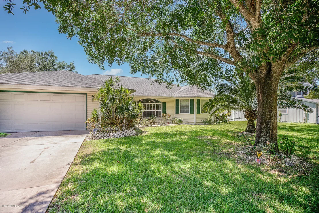Photo of 1002 Citrus Avenue NE