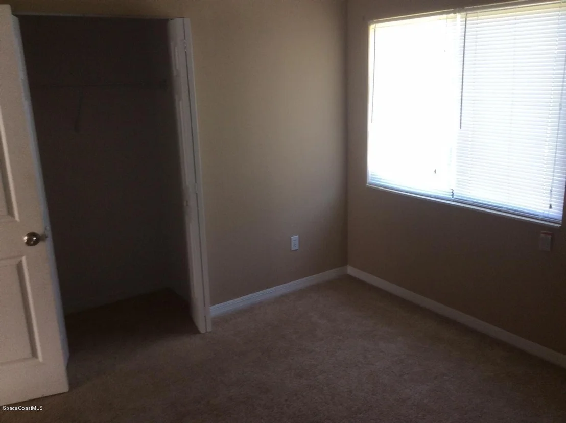 Photo of 1359 Carr Circle NE