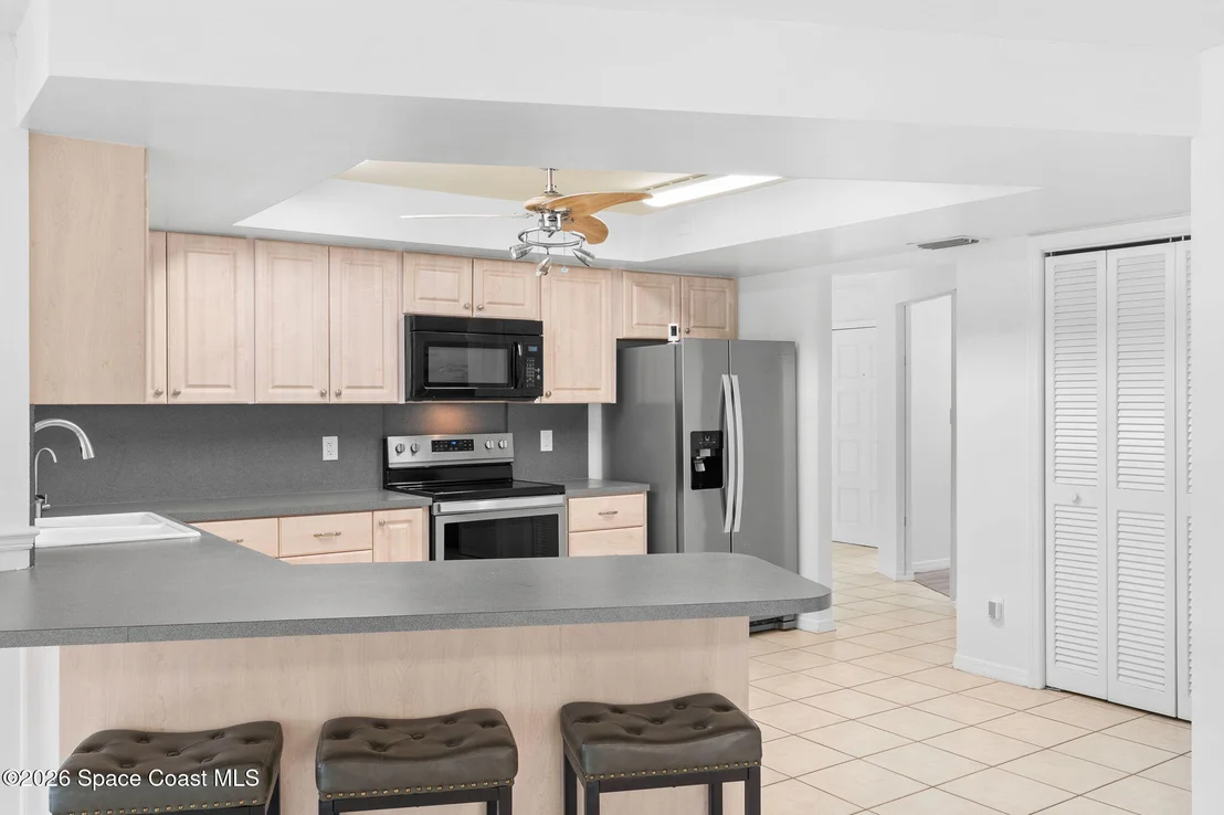 Photo of 1512 Meadowbrook Road NE
