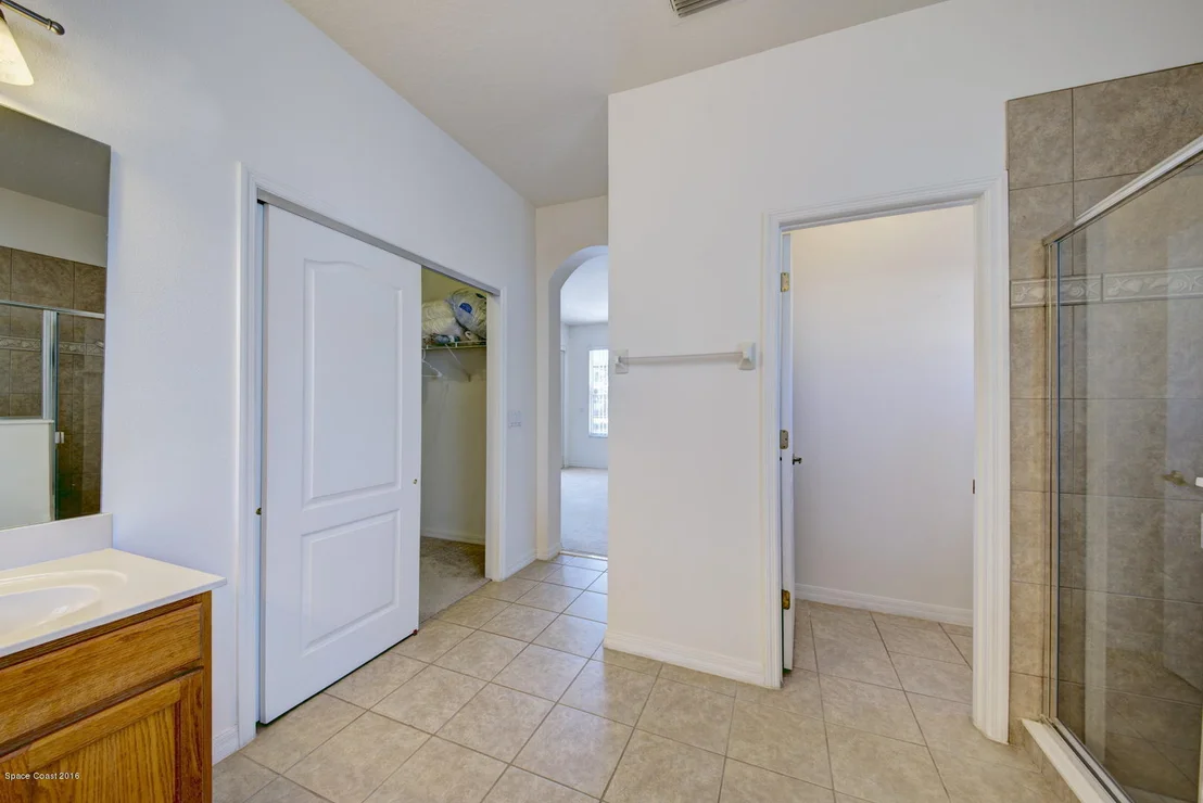 Photo of 3516 Peninsula Circle