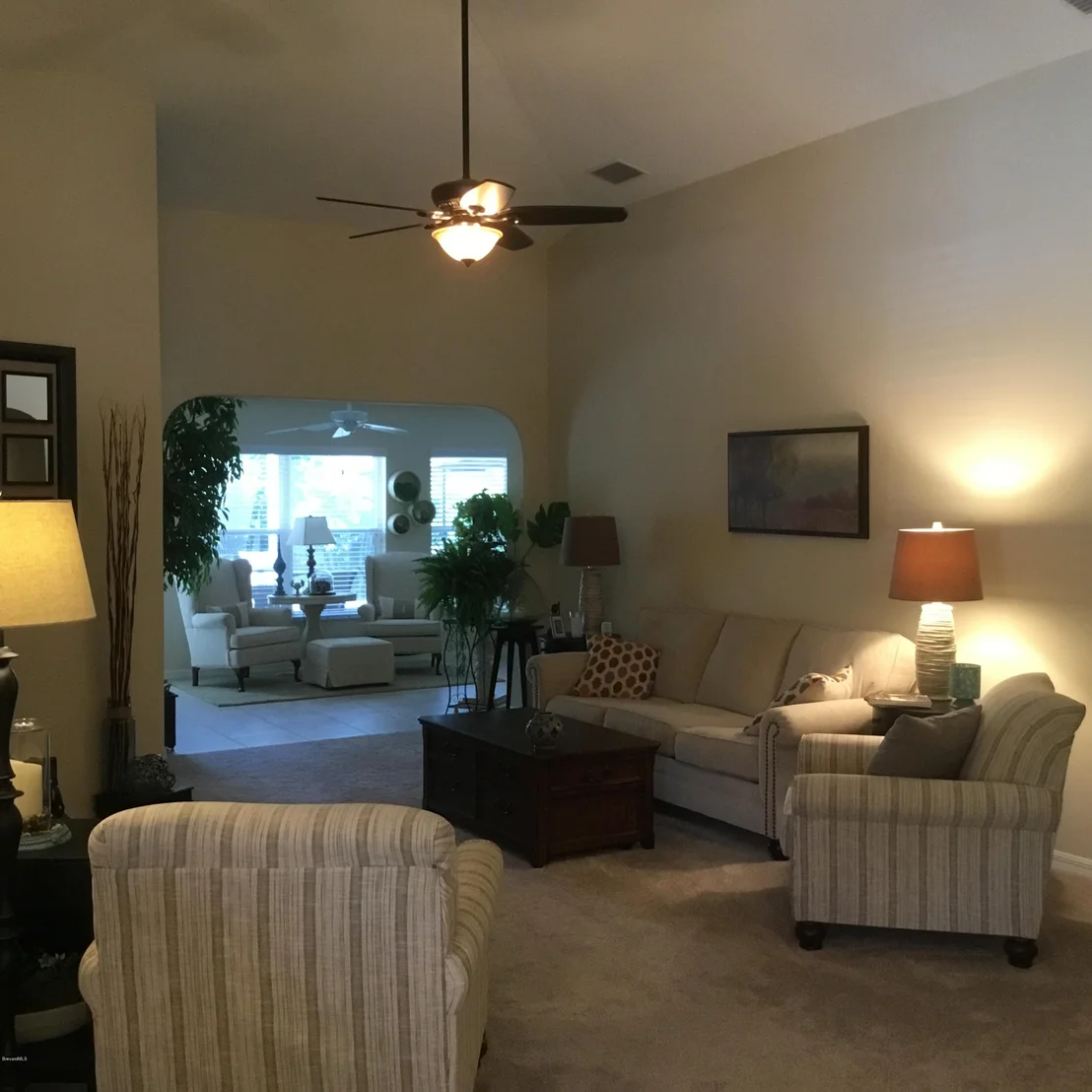 Photo of 7107 Broderick Drive