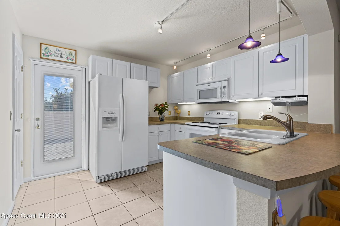 Photo of Unit 105 at 1160 Luminary Circle
