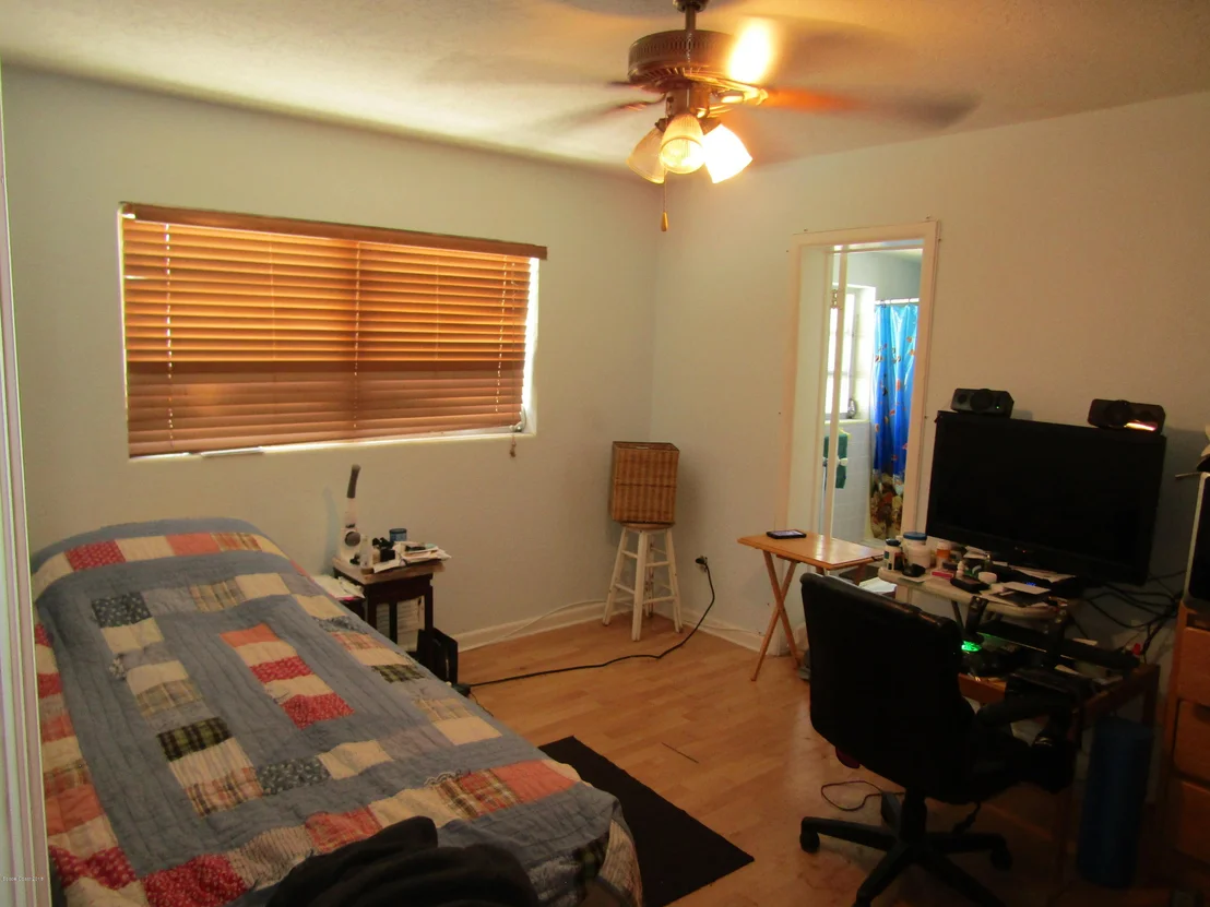 Photo of 465 Bahama Drive