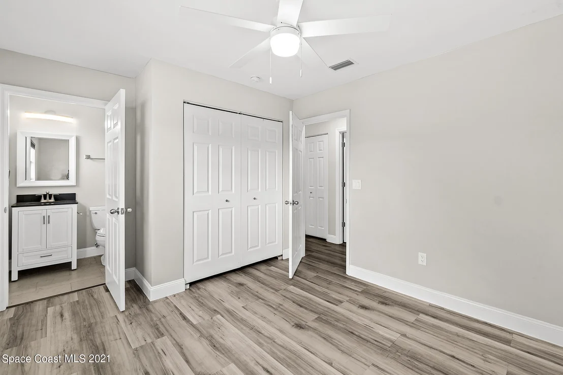 Photo of 1021 Green Road