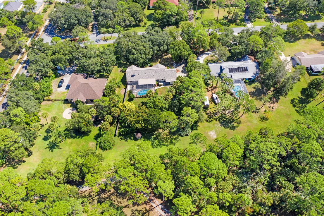 Photo of 1720 Hidden Lake Drive