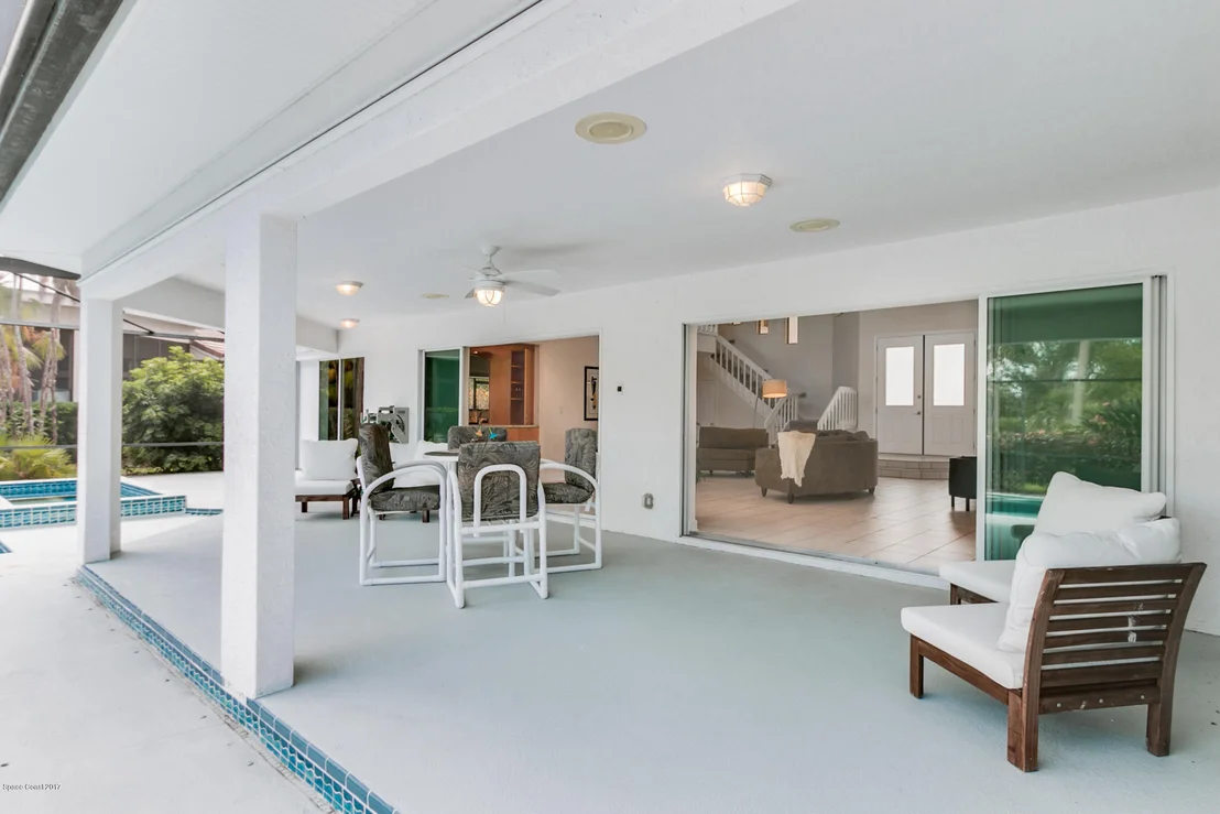 Photo of 465 Lanternback Island Drive