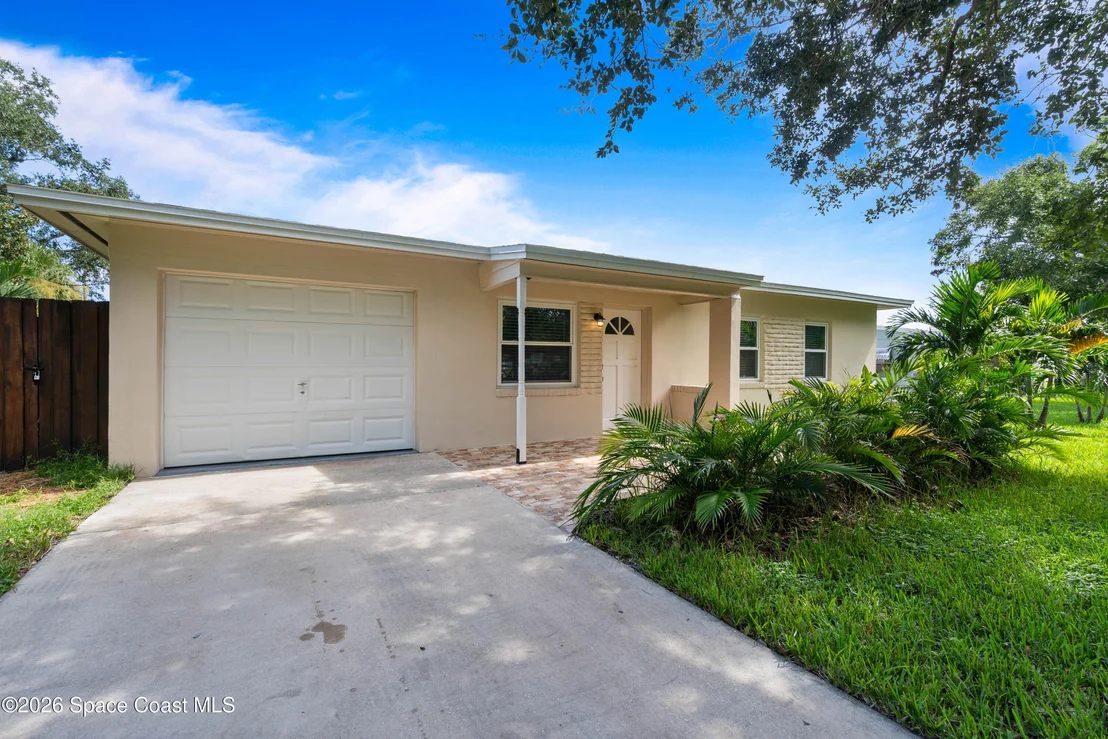 Photo of 620 Lund Circle