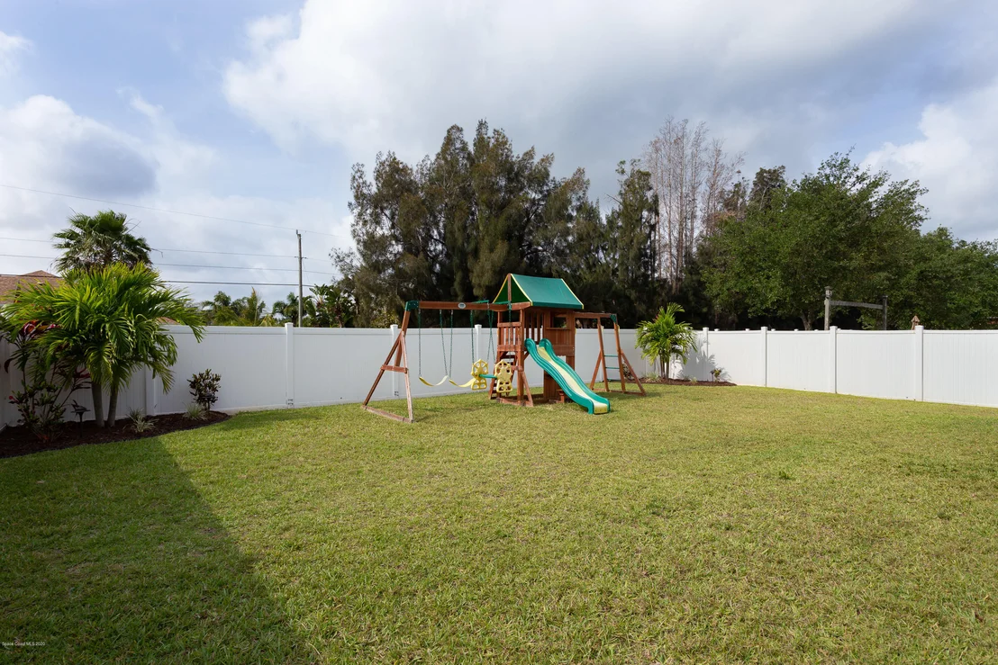 Photo of 2140 Bridgeport Circle