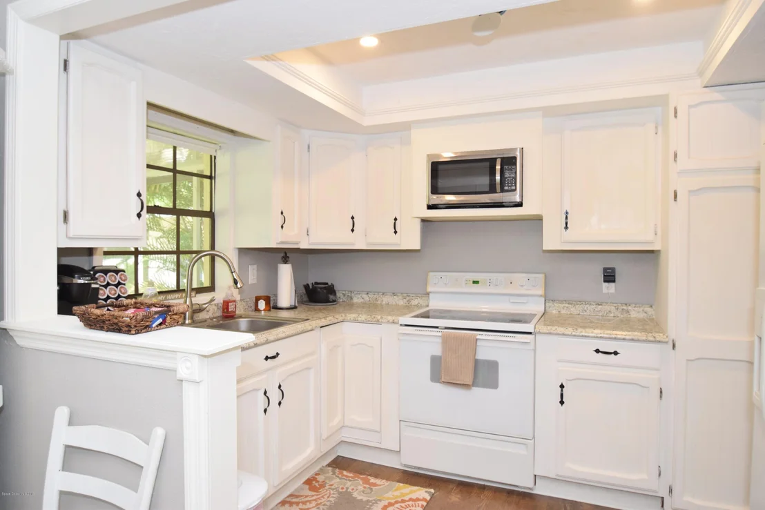 Photo of 3940 Lake Washington Road