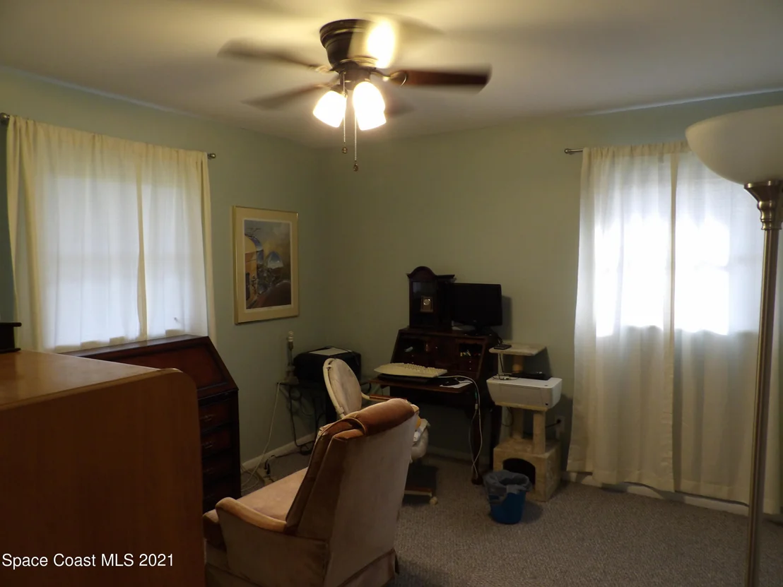Photo of 797 Bianca Drive NE