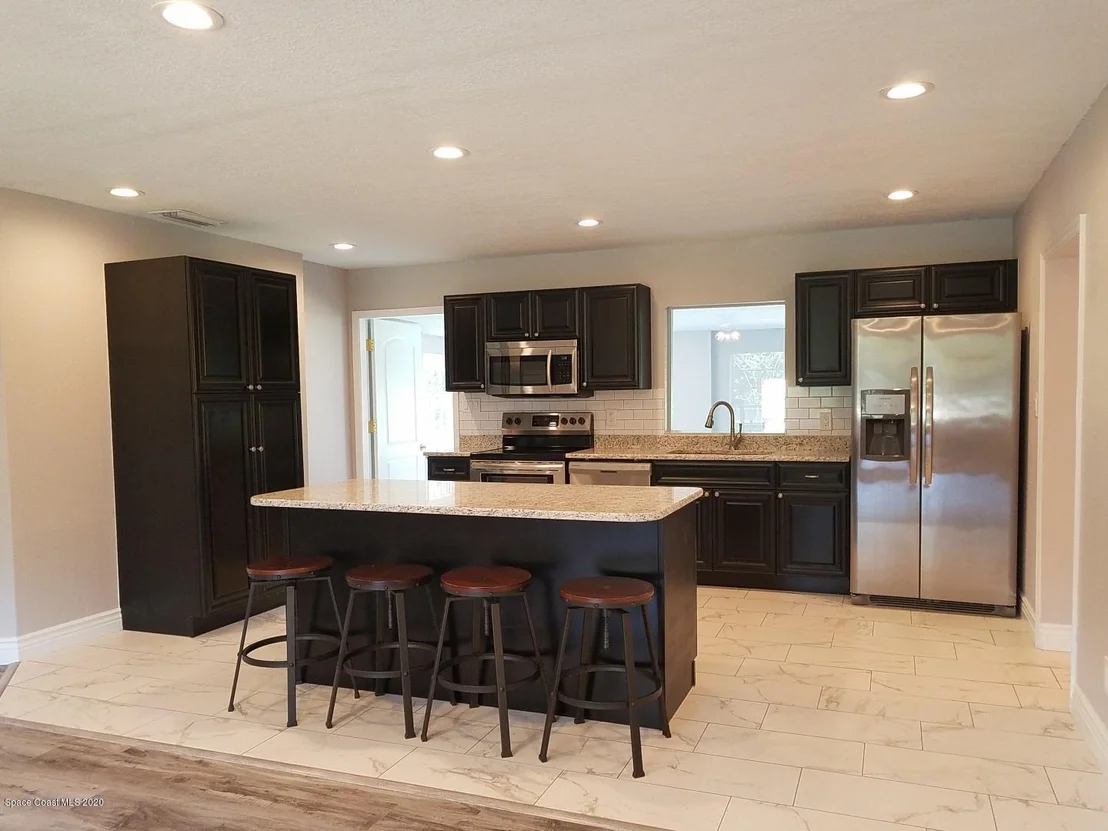 Photo of 5040 Scott Road