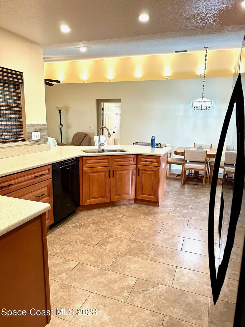 Photo of 1359 Heritage Acres Boulevard
