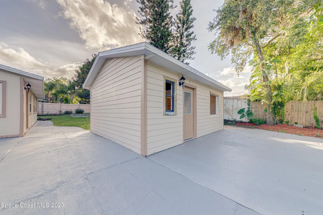 Photo of 6360 Arbor Avenue