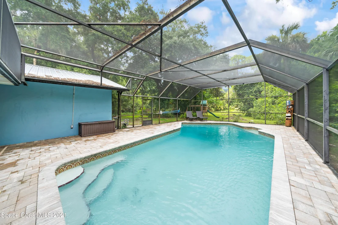 Photo of 2480 Cox Road