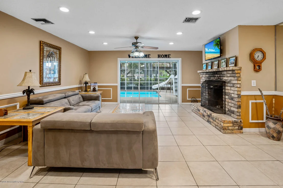 Photo of 445 Sandy Key