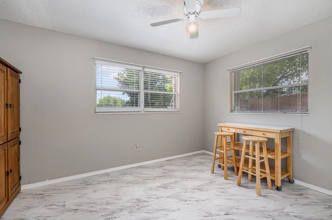 Photo of 4985 Cocoanut Drive