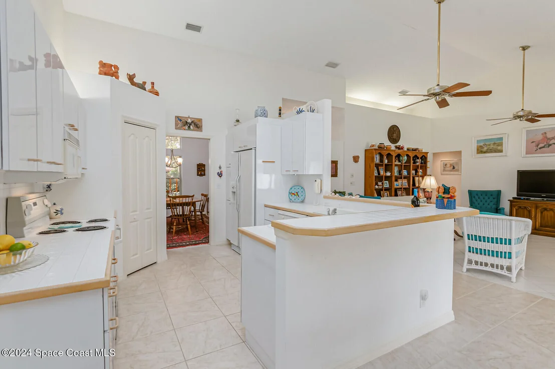 Photo of 410 Oriole Lane