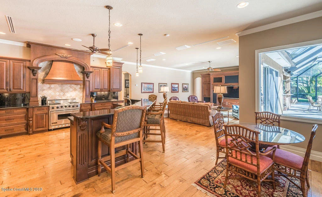 Photo of 2263 Woodfield Circle