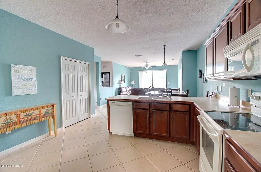 Photo of 755 Dryden Circle