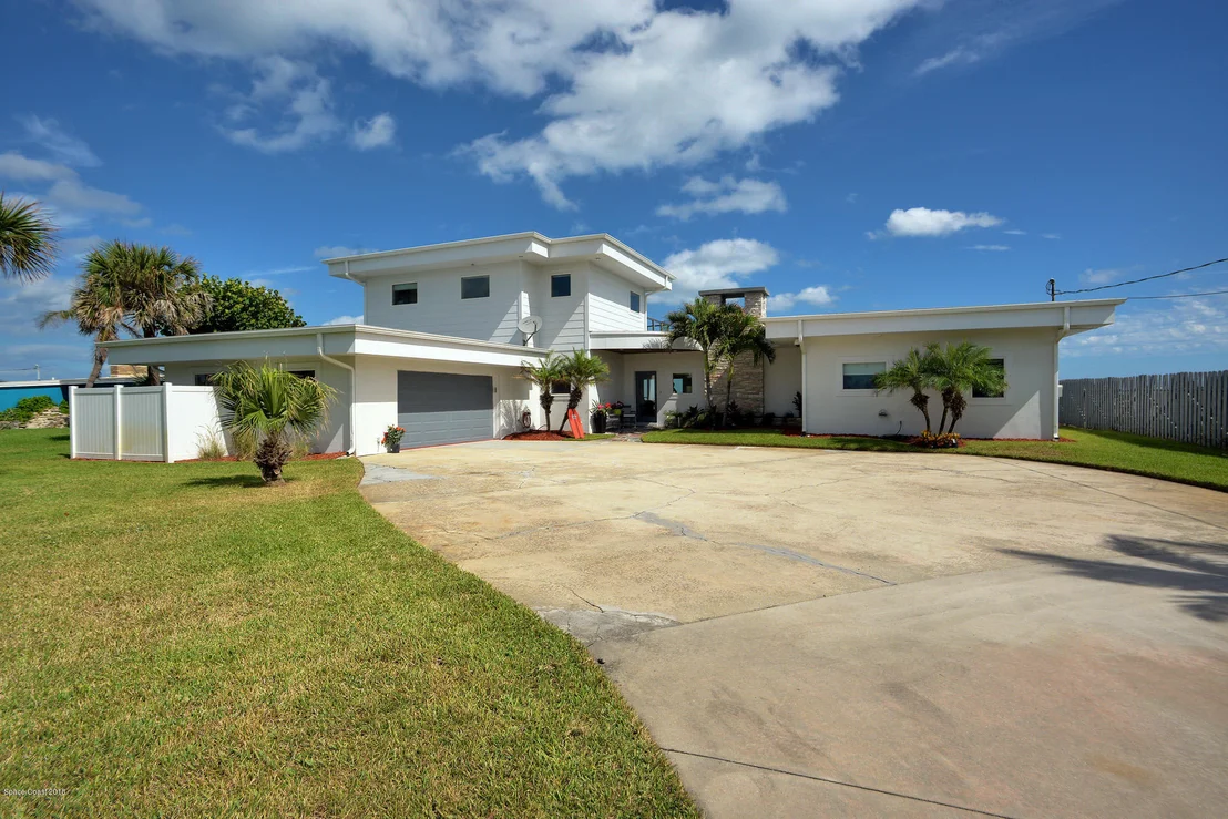Photo of 1945 N Highway A1a N