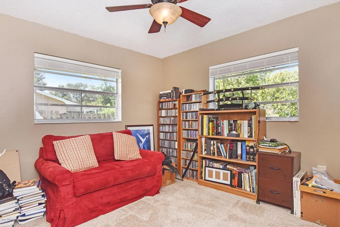 Photo of 7654 Sheridan Road