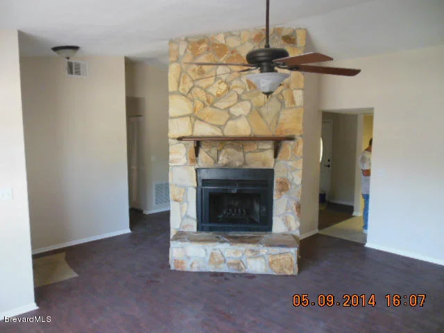 Photo of 7069 Bayfront Road