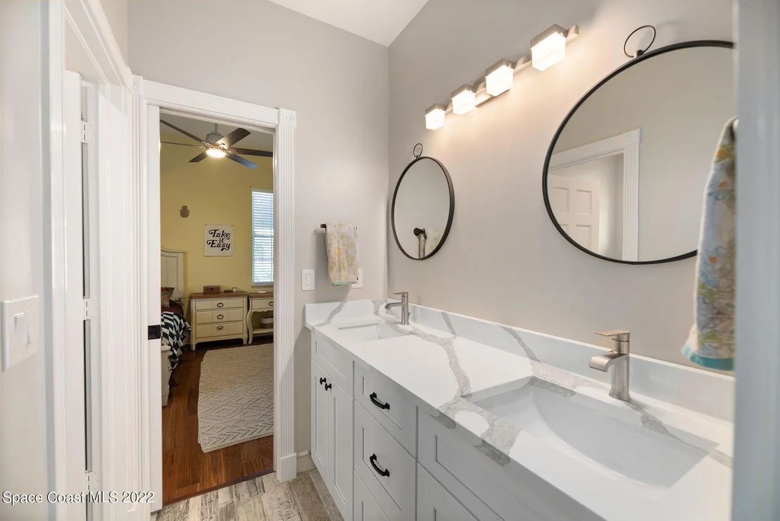 Photo of 416 Riverview Lane