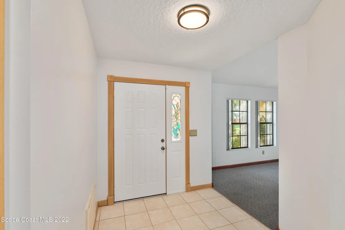 Photo of 4280 Silver Lake Drive