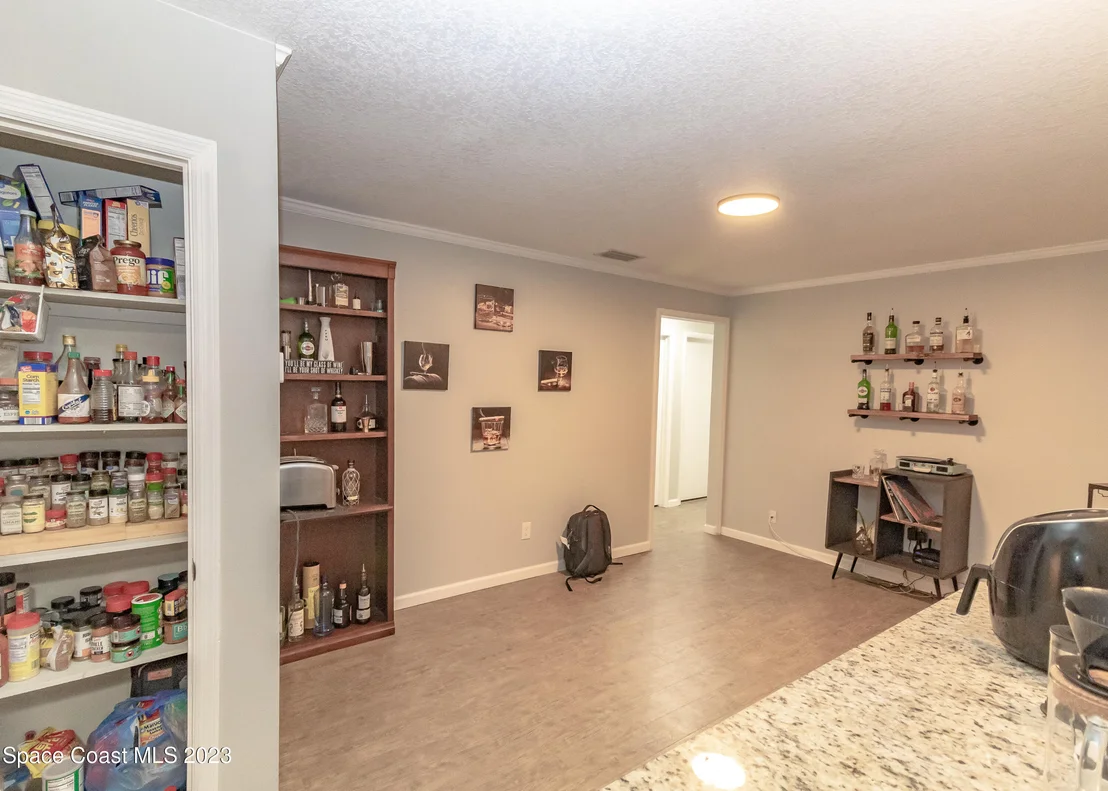 Photo of 800 Mark David Boulevard