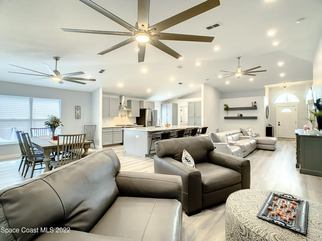 Photo of 2187 Myla Lane