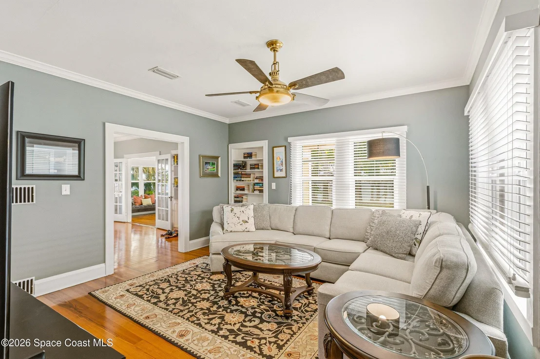 Photo of 409 Rockledge Drive
