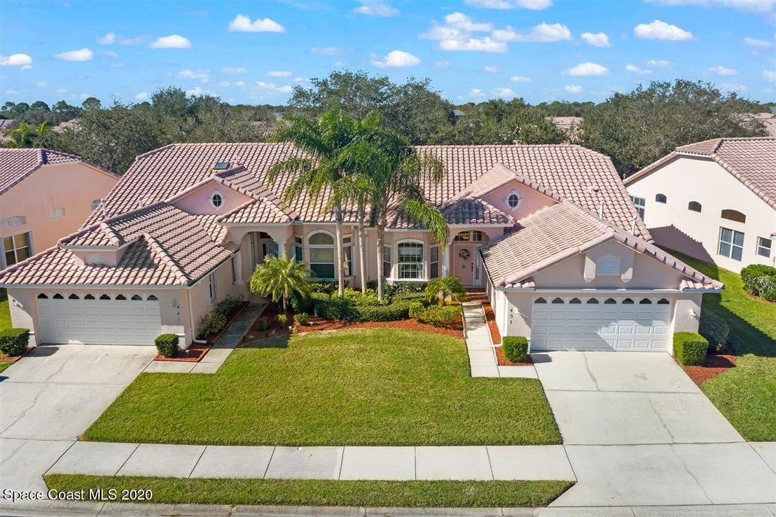 Photo of 451 Shell Cove Drive