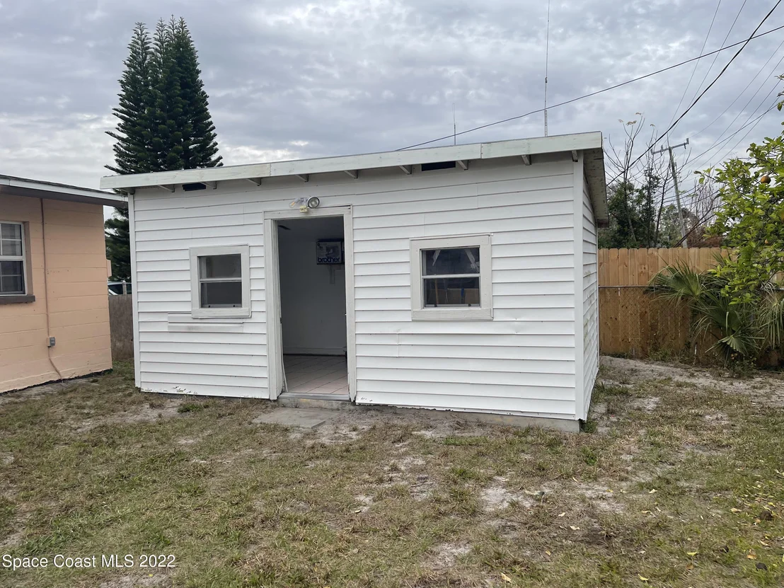 Photo of 4097 Robinhood Drive