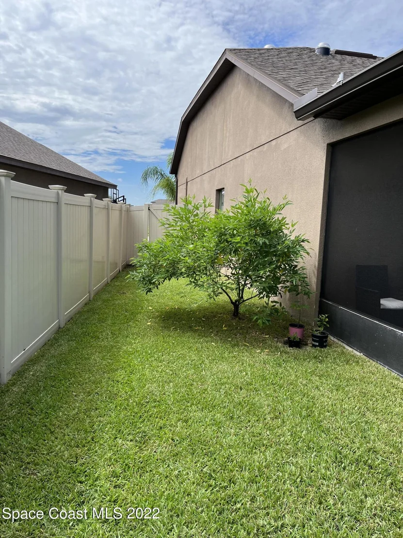 Photo of 800 Fiddleleaf Circle