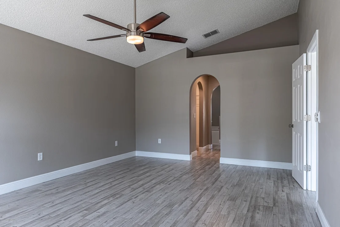 Photo of 6107 Corning Road