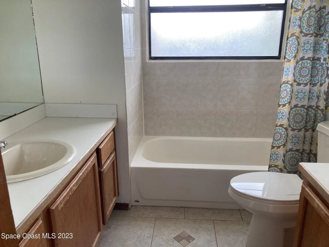 Photo of 1615 Clover Circle