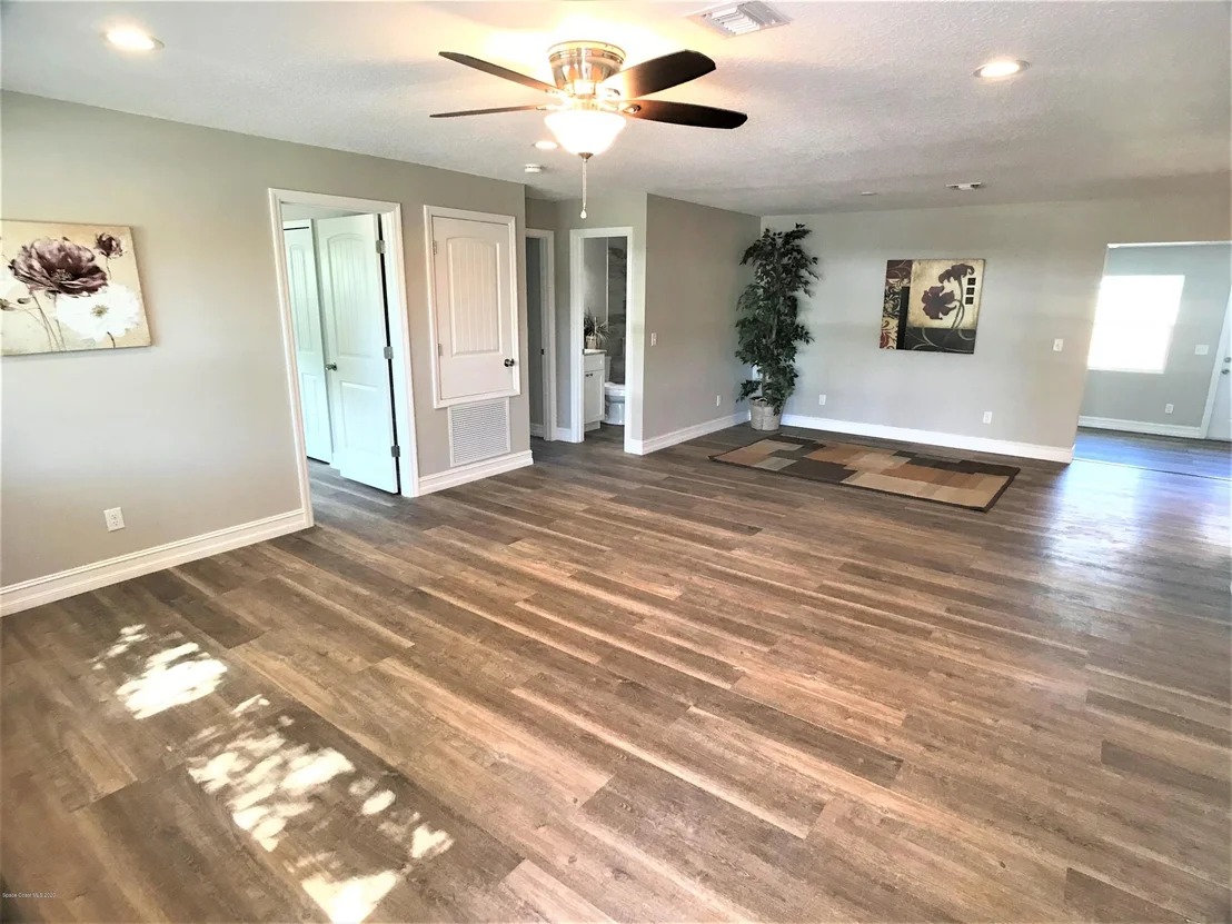 Photo of 1510 Albert Drive