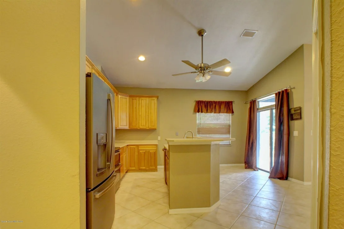 Photo of 1125 Brook Street NE