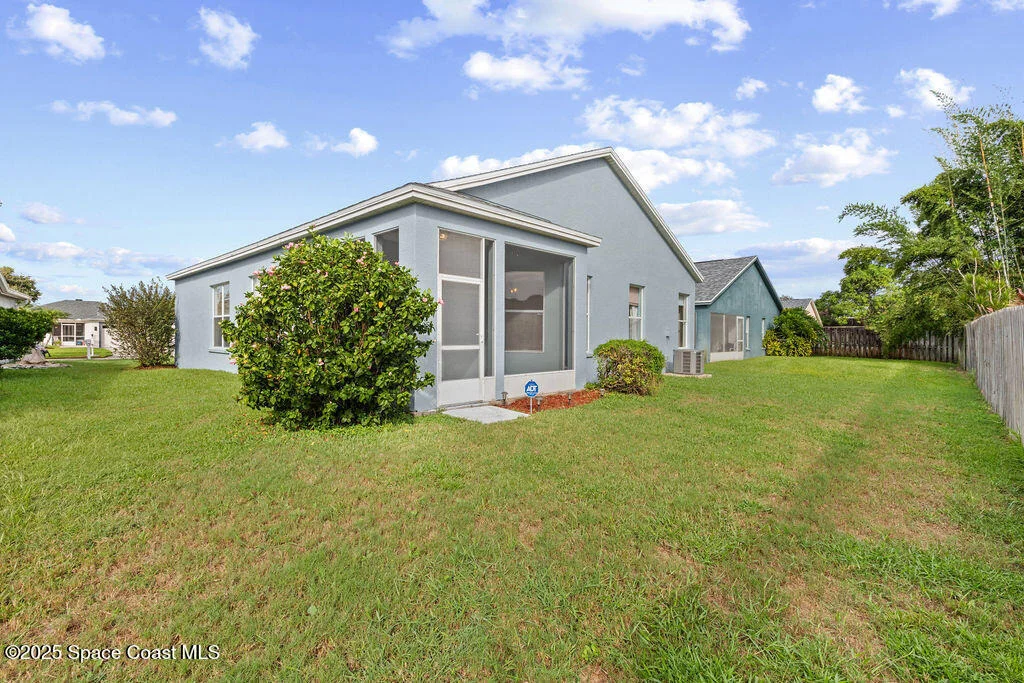 Photo of 8017 Bracken Lane