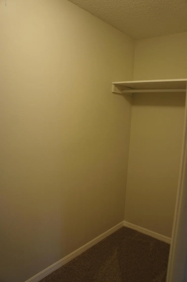 Photo of 1833 Oakwood
