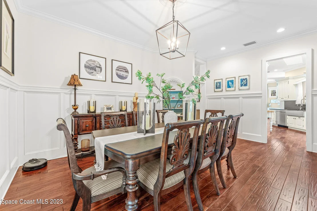 Photo of 891 Peregrine Drive
